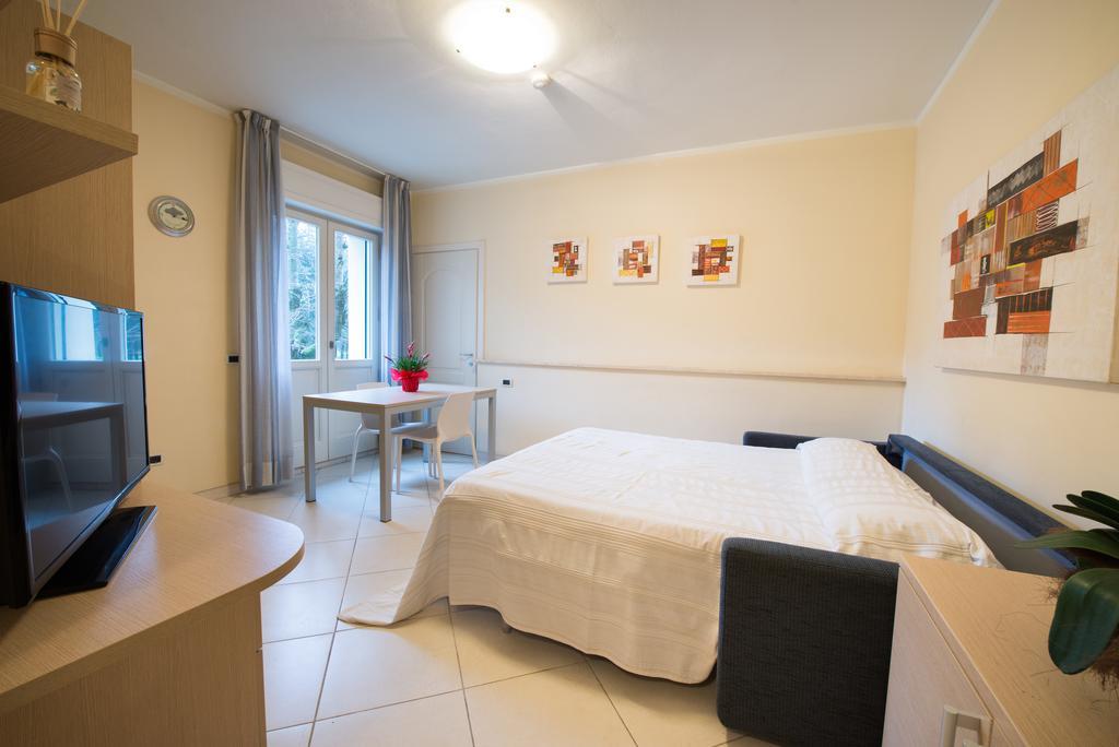 Residence Colombo Viareggio Eksteriør billede