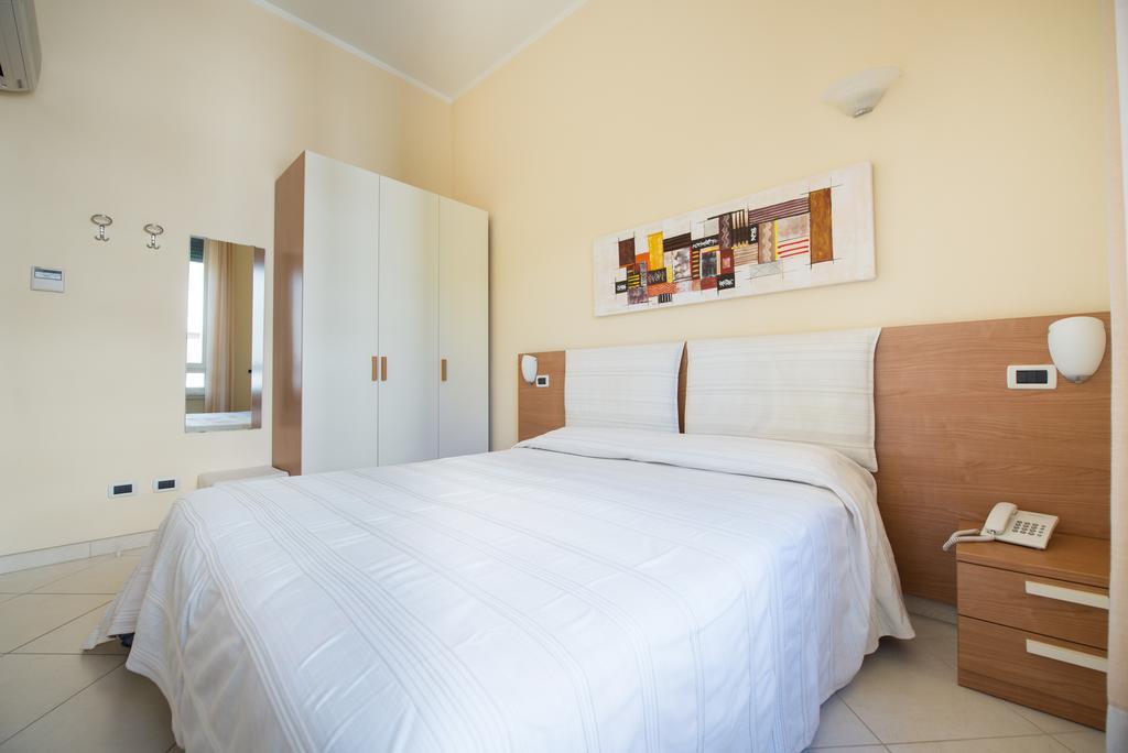 Residence Colombo Viareggio Eksteriør billede