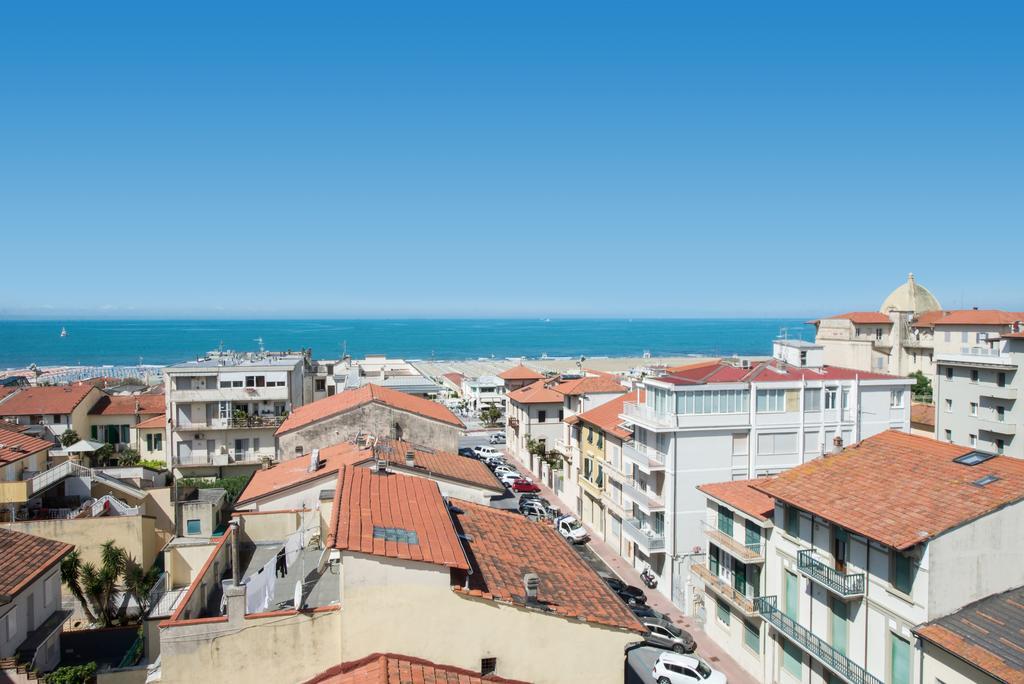 Residence Colombo Viareggio Eksteriør billede