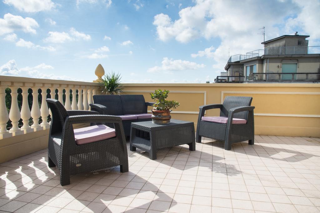Residence Colombo Viareggio Eksteriør billede