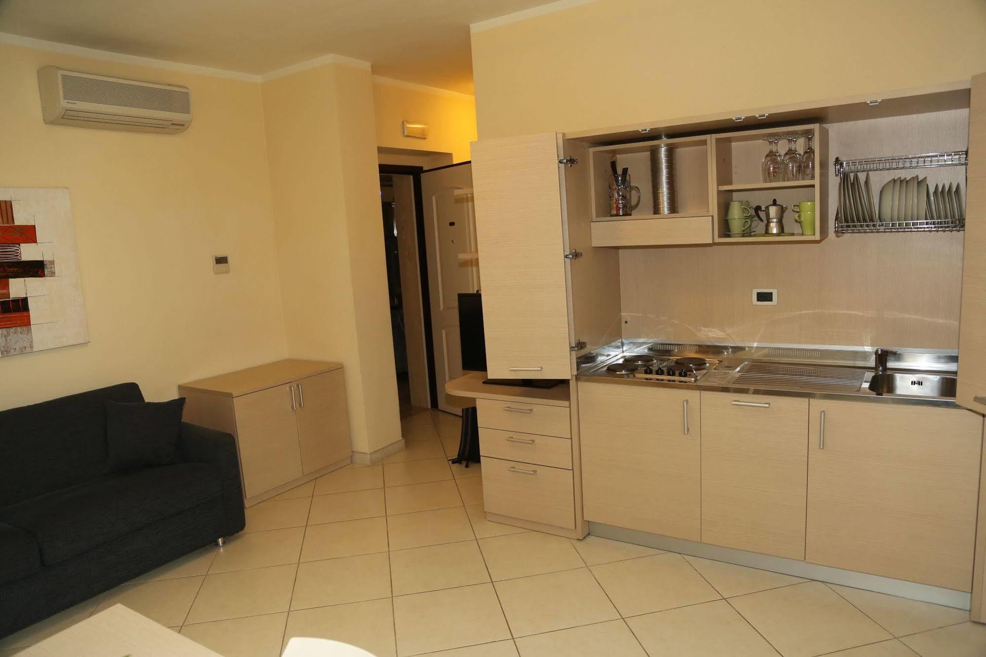 Residence Colombo Viareggio Eksteriør billede